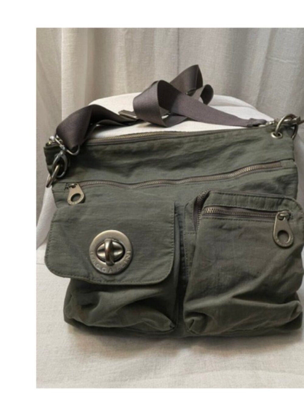 Baggallini Sydney Crossbody Bag
